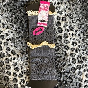 Chinese Laundry Gray and Cream Lace Boot Toppers